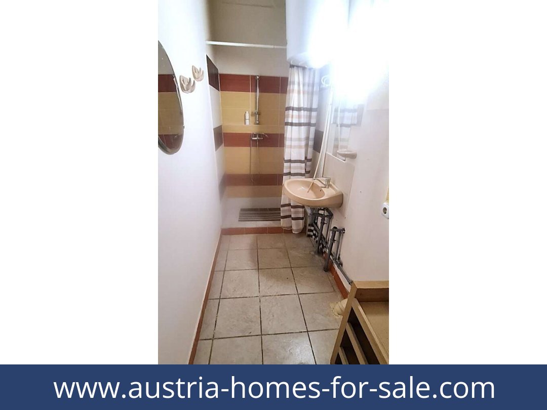 austria-homes-for-sale-becs-1160-20251214021716-0054201006.jpg