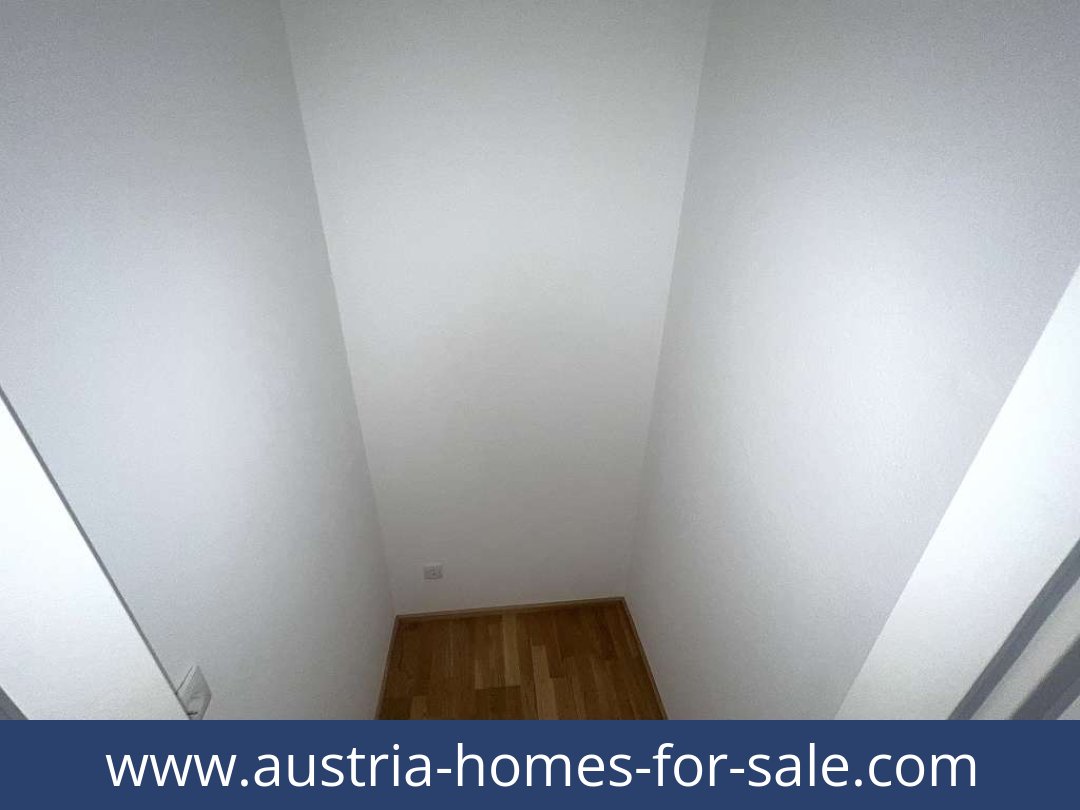 austria-homes-for-sale-graz-8020-20261021214633-fa19503b-0054501025.jpg