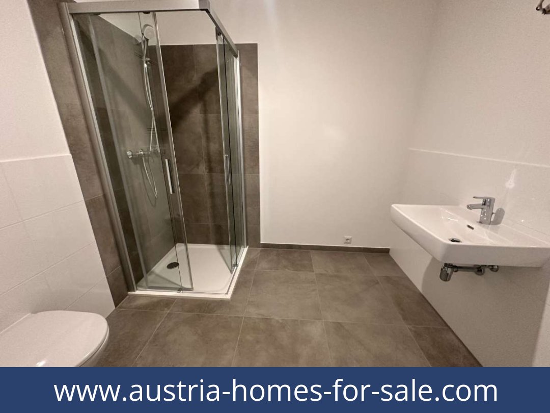 austria-homes-for-sale-graz-8051-20260408162001-0081801007.jpg