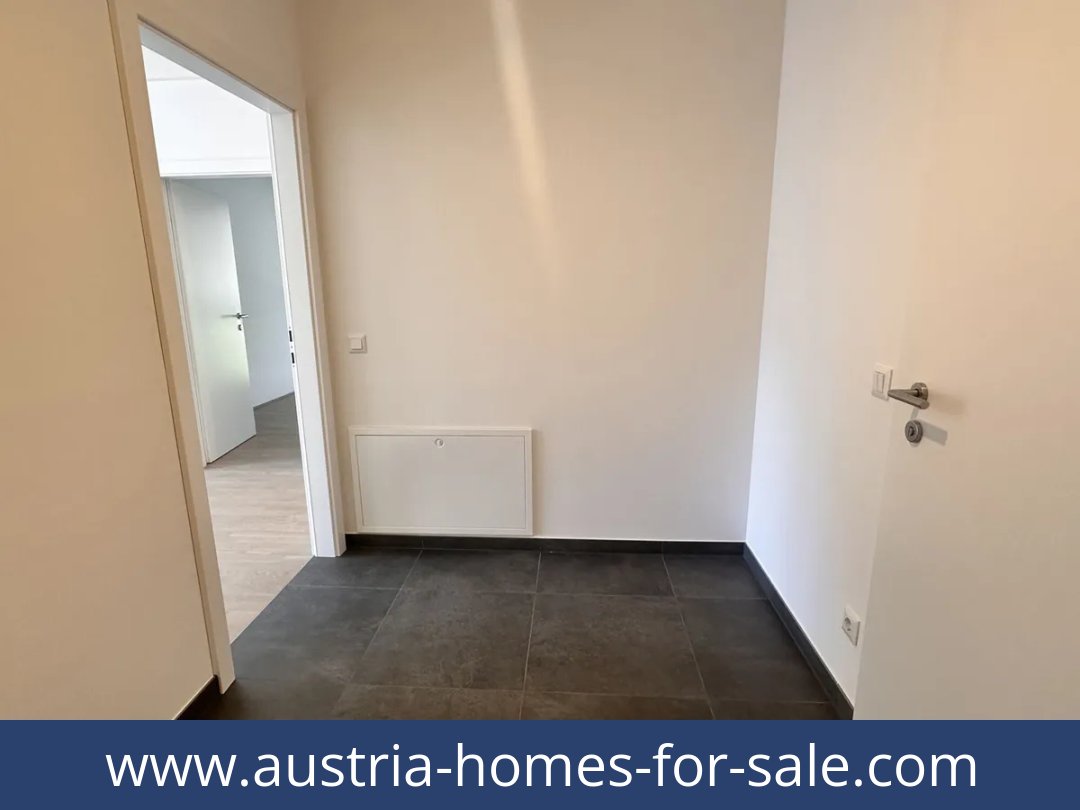 austria-homes-for-sale-graz-8051-20261021064108-835d3bb2-0098101012.jpg