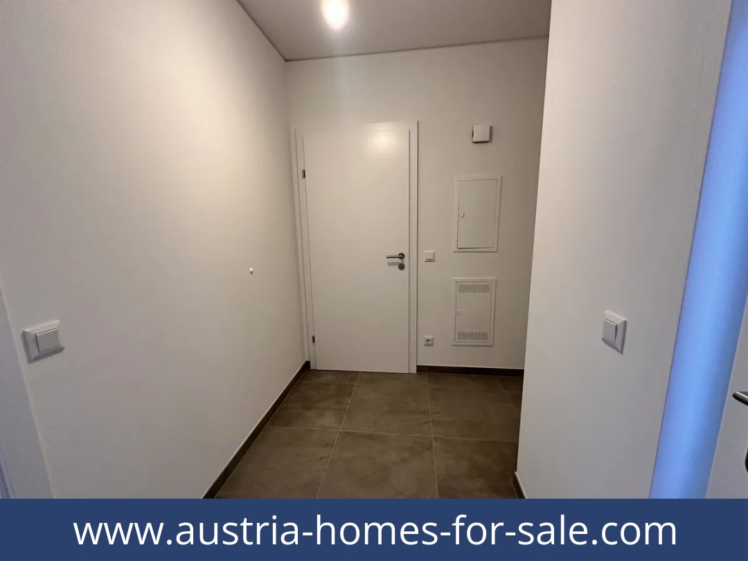 austria-homes-for-sale-graz-8051-20261021064252-140c5b66-0097901006.jpg